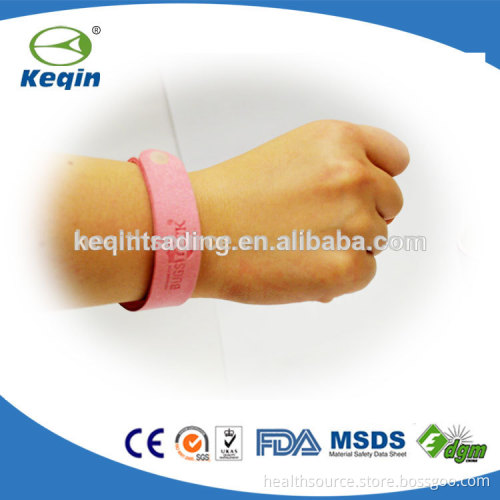 2014 Fashionable mosquito repellant wristband